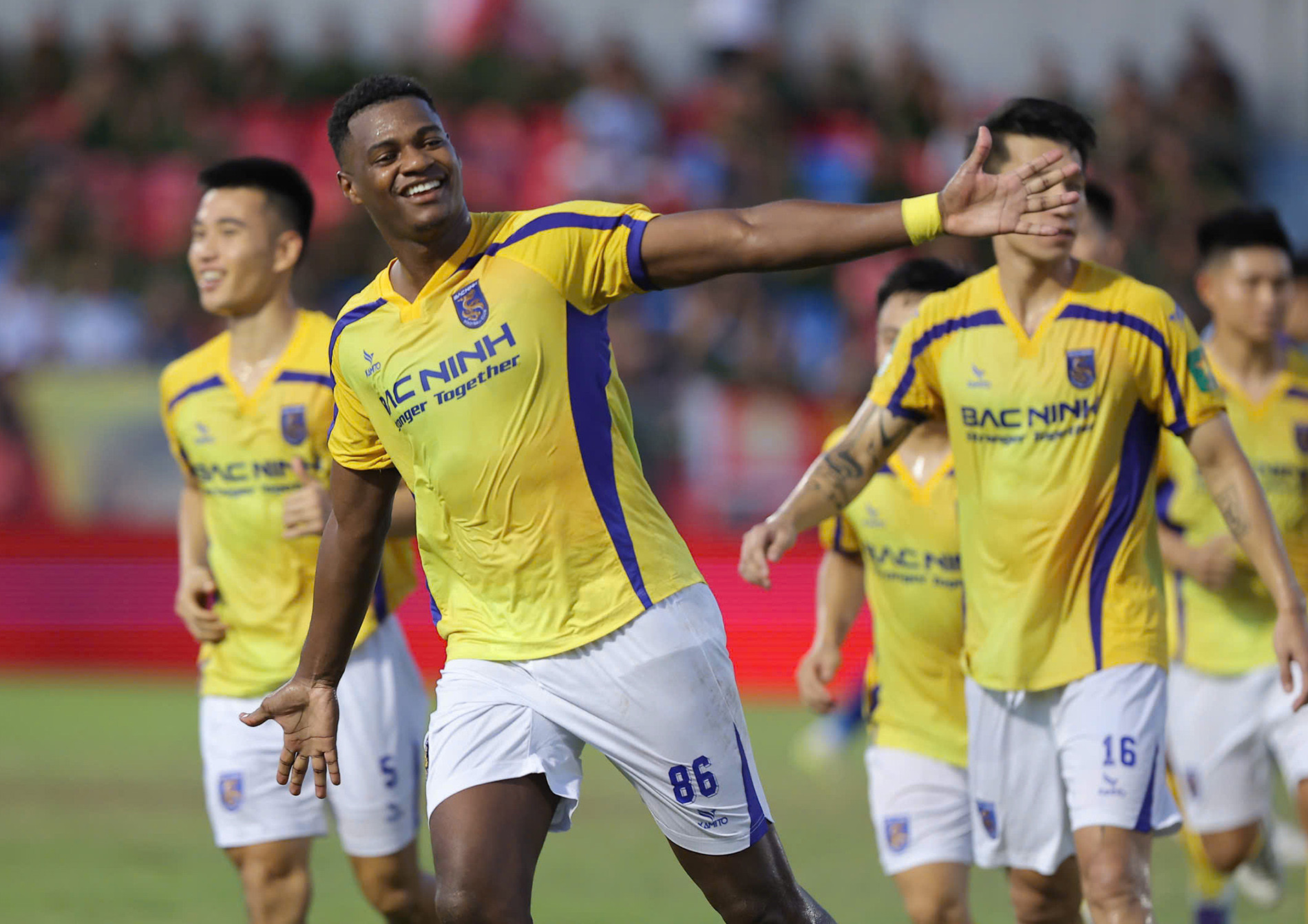 Bắc Ninh FC lần đầu dự V-League, PVF-CAND xuống hạng Nhất

